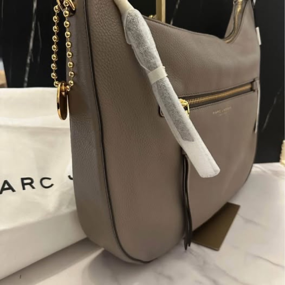 Marc Jacobs Hobo Bag - Picture 2 of 9